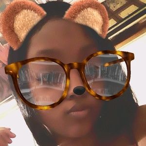 Meet your Posher, Kiya